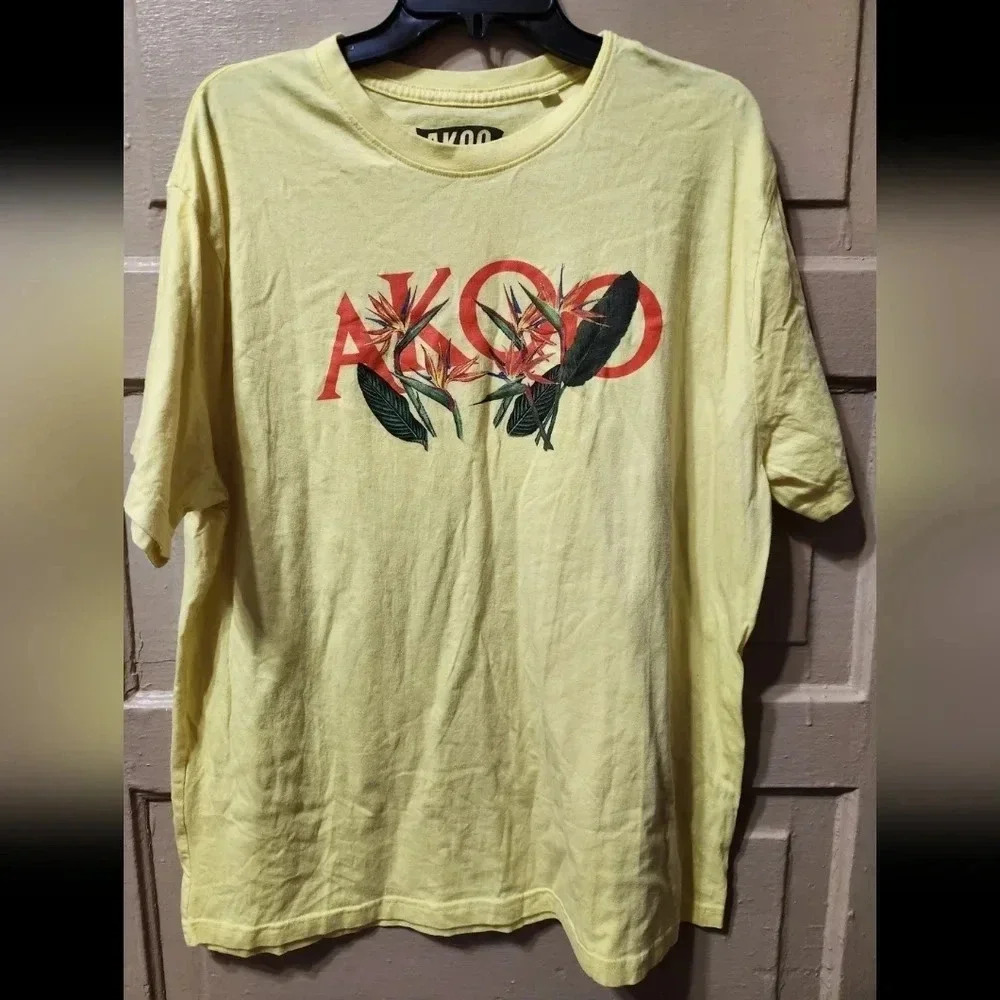 AKOO Tropical Butter Yellow Short Sleeve Graphic Tee